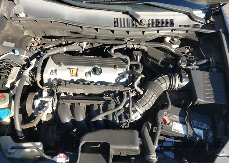 2010 Honda Accord 2.4 Ex-L from USA, damaged, VIN 1HGCP2F87AA003556